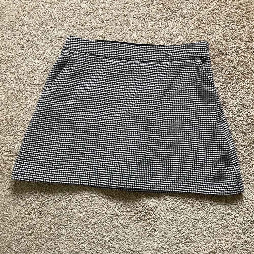 Abercrombie and Fitch Houndstooth Skirt Size Medium